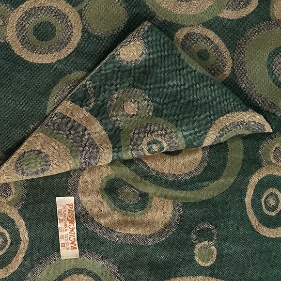 Pashmina reversible scarf. 30% silk 70% Pashmina. - Picture 4 of 7